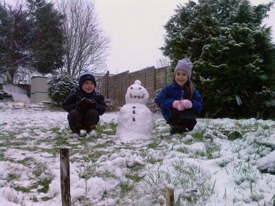 Jenny & Charlie's first snowman